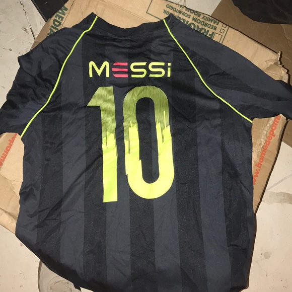 Adidas Messi shirt - Picture 2 of 3